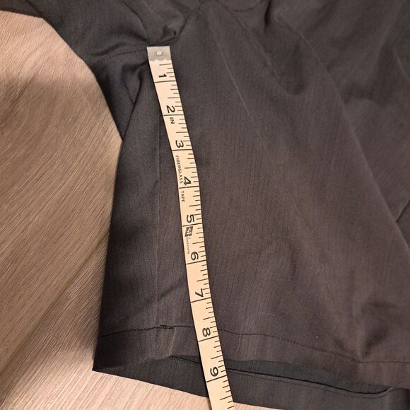 Travis Mathew Shorts Mens 32 Charcoal Gray Stretch Herringbone Blue Striped - Picture 12 of 12